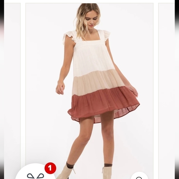 mine Dresses & Skirts - NWOT MINE Babydoll Tiered Colorblock Mini dress size M